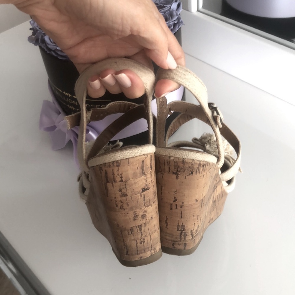 jellypop platform sandals